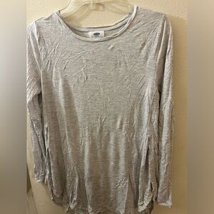 Old Navy top with slits on both sides size small heather grey